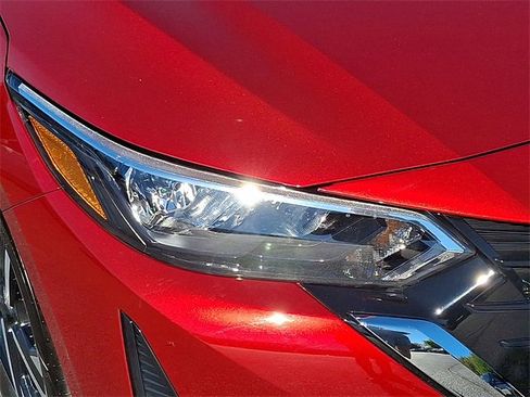 Certified 2024 Nissan Sentra SV w/ Trunk Package image 10