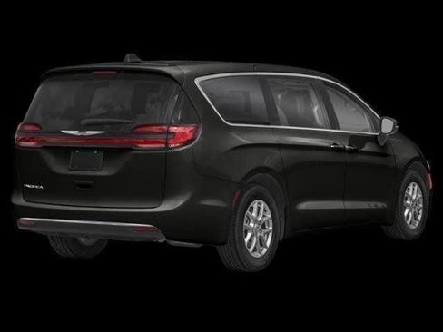New 2024 Chrysler Pacifica Touring image 2