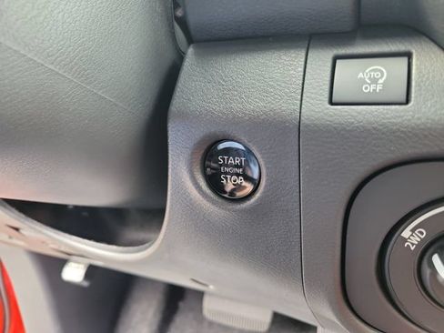 New 2026 Nissan Frontier PRO-4X w/ Pro-4x Convenience Package AWD/4WD image 31