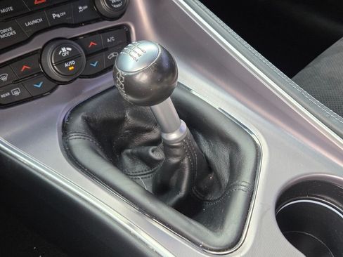 Used 2021 Dodge Challenger R/T Scat Pack RWD image 31