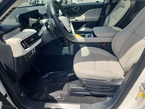 New 2026 Lincoln Aviator Reserve AWD/4WD image 14
