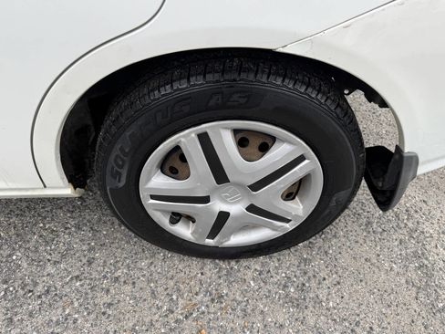 Used 2007 Honda Fit image 40