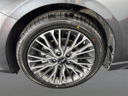 Used 2023 Kia Forte GT-Line w/ GT-Line Premium Package FWD image 23
