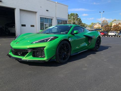 New 2026 Chevrolet Corvette Z06 w/ Z07 Performance Package image 3
