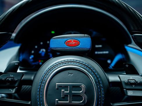 Used 2023 Bugatti Chiron Super Sport image 12