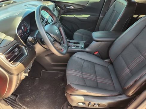 Used 2023 Chevrolet Equinox RS FWD image 13