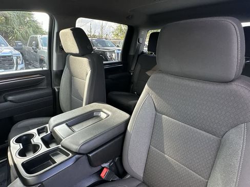 Used 2025 Chevrolet Silverado 2500 LT w/ Convenience Package AWD/4WD image 14