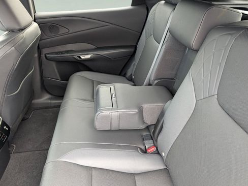 Certified 2025 Lexus RX 350 Premium w/ Convenience Package AWD/4WD image 19