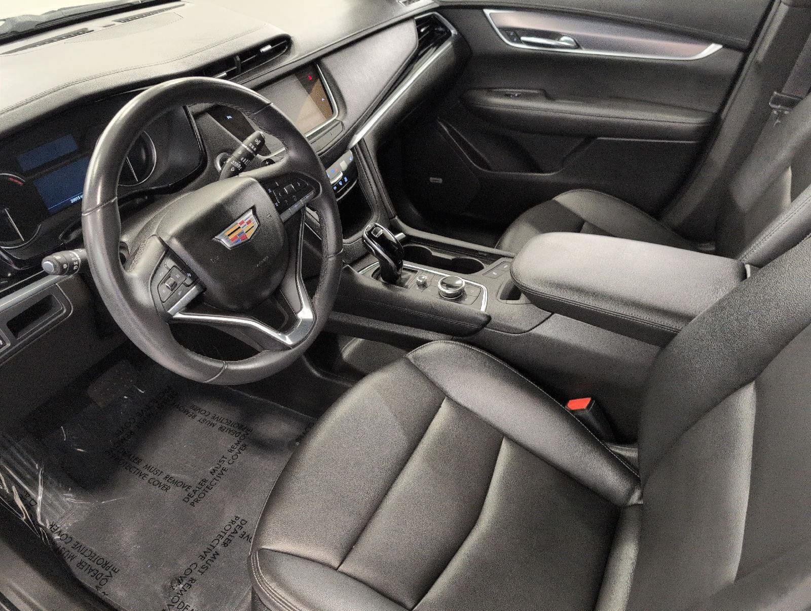 Certified 2024 Cadillac XT6 Luxury w/ LPO, Floor Liner Package AWD/4WD image 9