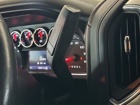 Used 2019 Chevrolet Silverado 1500 RST image 26