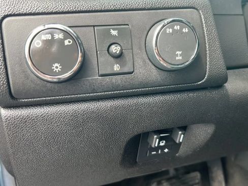 Used 2007 Chevrolet Silverado 2500 LTZ w/ EZ-Lift Tailgate Package AWD/4WD image 18