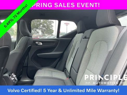 Certified 2024 Volvo XC40 B5 Core AWD/4WD image 32