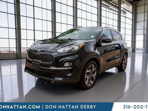 Used 2021 Kia Sportage EX FWD image 30