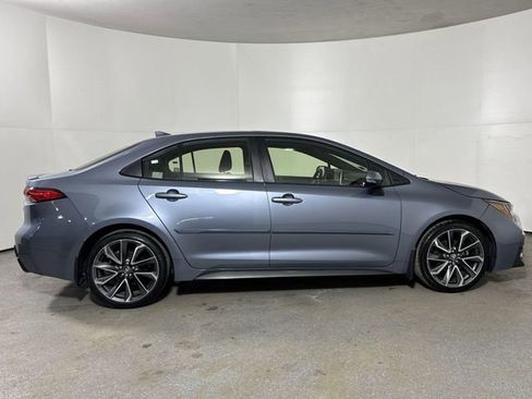 Used 2021 Toyota Corolla SE w/ SE Premium Package image 36
