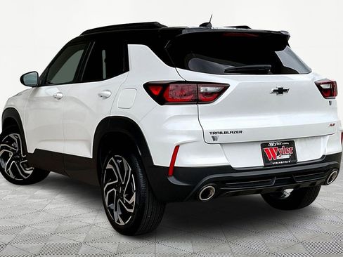 Used 2025 Chevrolet TrailBlazer RS image 4