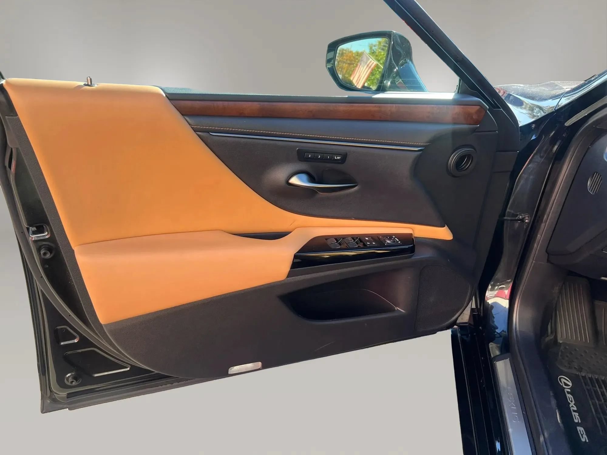 Used 2022 Lexus ES 350 w/ Premium Package FWD image 10