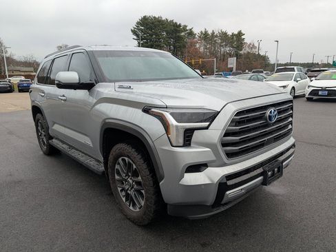 Used 2023 Toyota Sequoia Limited image 8