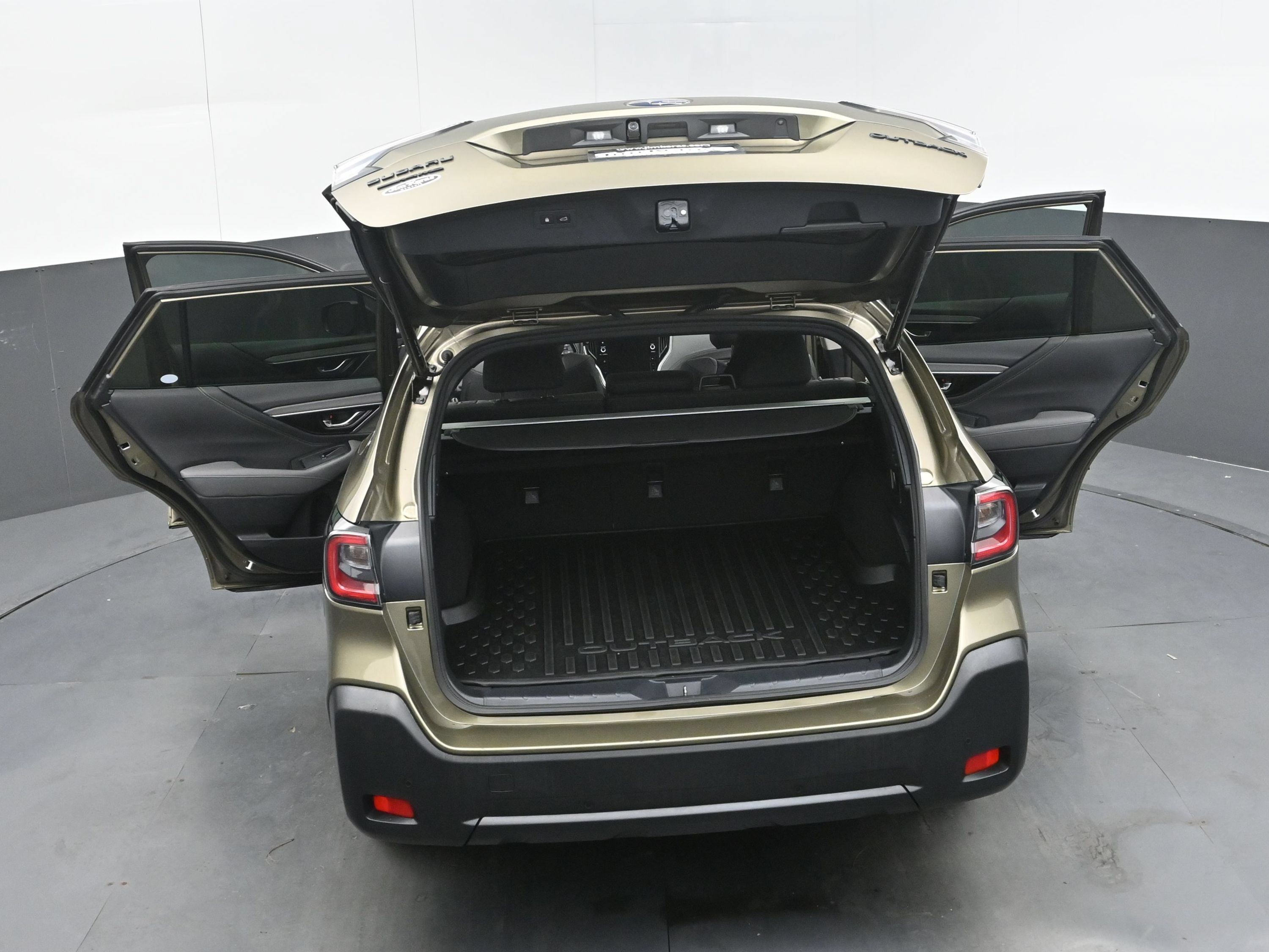 Used 2025 Subaru Outback Onyx Edition AWD/4WD image 45