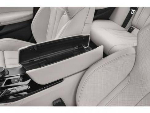 Used 2020 BMW M5 w/ Executive Package image 15