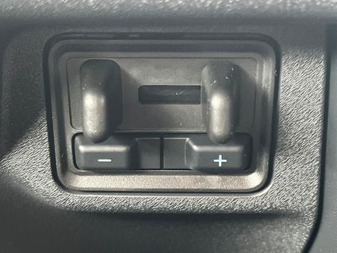 New 2025 Ford Expedition Max Active image 25