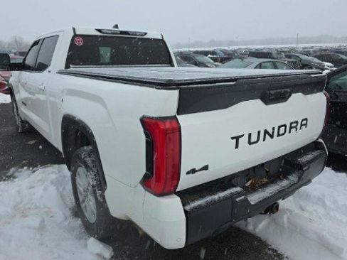 Used 2023 Toyota Tundra SR5 w/ SR5 Premium Package image 4