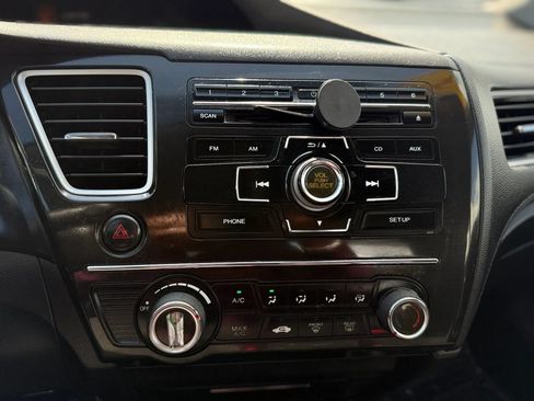 Used 2013 Honda Civic LX image 25