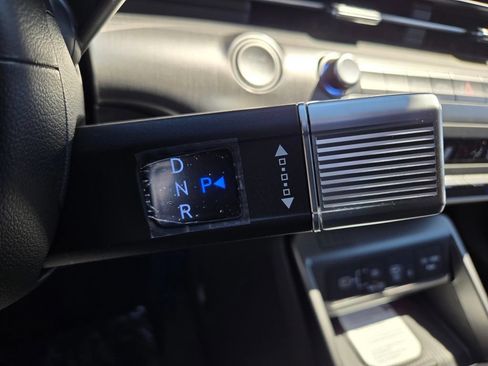 New 2026 Hyundai Kona Limited FWD image 23