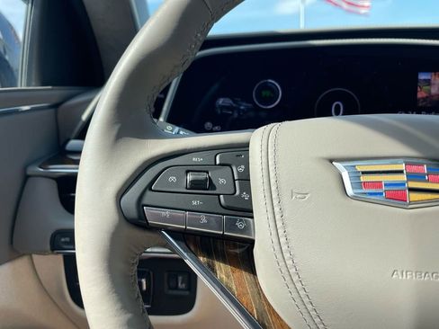 Used 2024 Cadillac Escalade Sport Platinum image 18