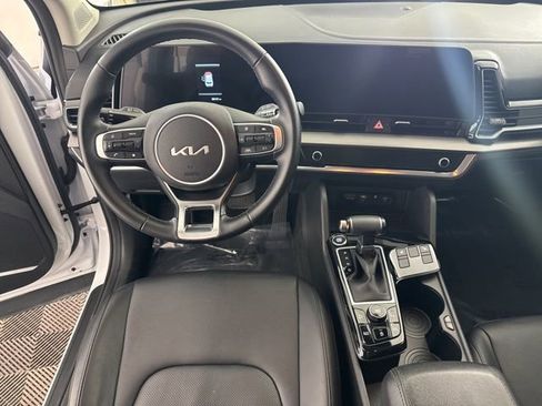 Certified 2023 Kia Sportage EX image 24