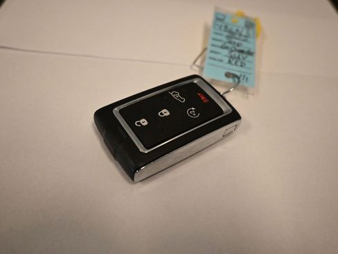 Used 2022 Jeep Grand Cherokee Altitude AWD/4WD image 29