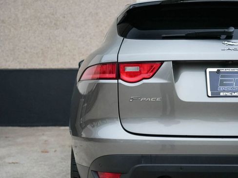 Used 2018 Jaguar F-PACE Prestige AWD/4WD image 17