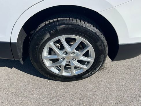 Used 2022 Chevrolet Equinox LT AWD/4WD image 14