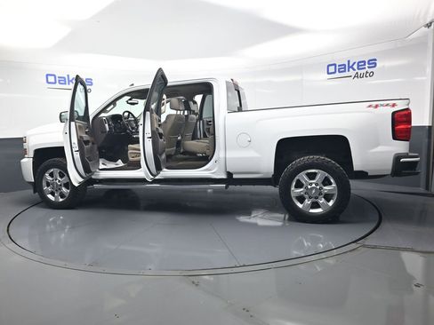 Used 2017 Chevrolet Silverado 2500 LTZ w/ Duramax Plus Package AWD/4WD image 58