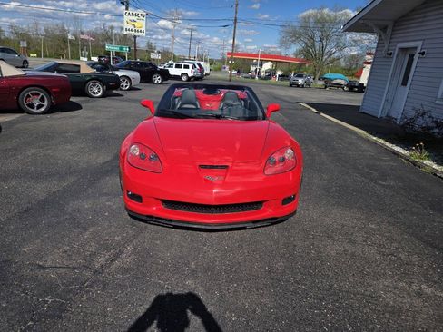 Used 2010 Chevrolet Corvette Grand Sport RWD image 3