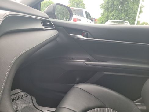 Used 2024 Toyota Camry SE FWD image 27