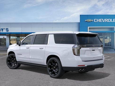 New 2026 Chevrolet Suburban High Country AWD/4WD image 3