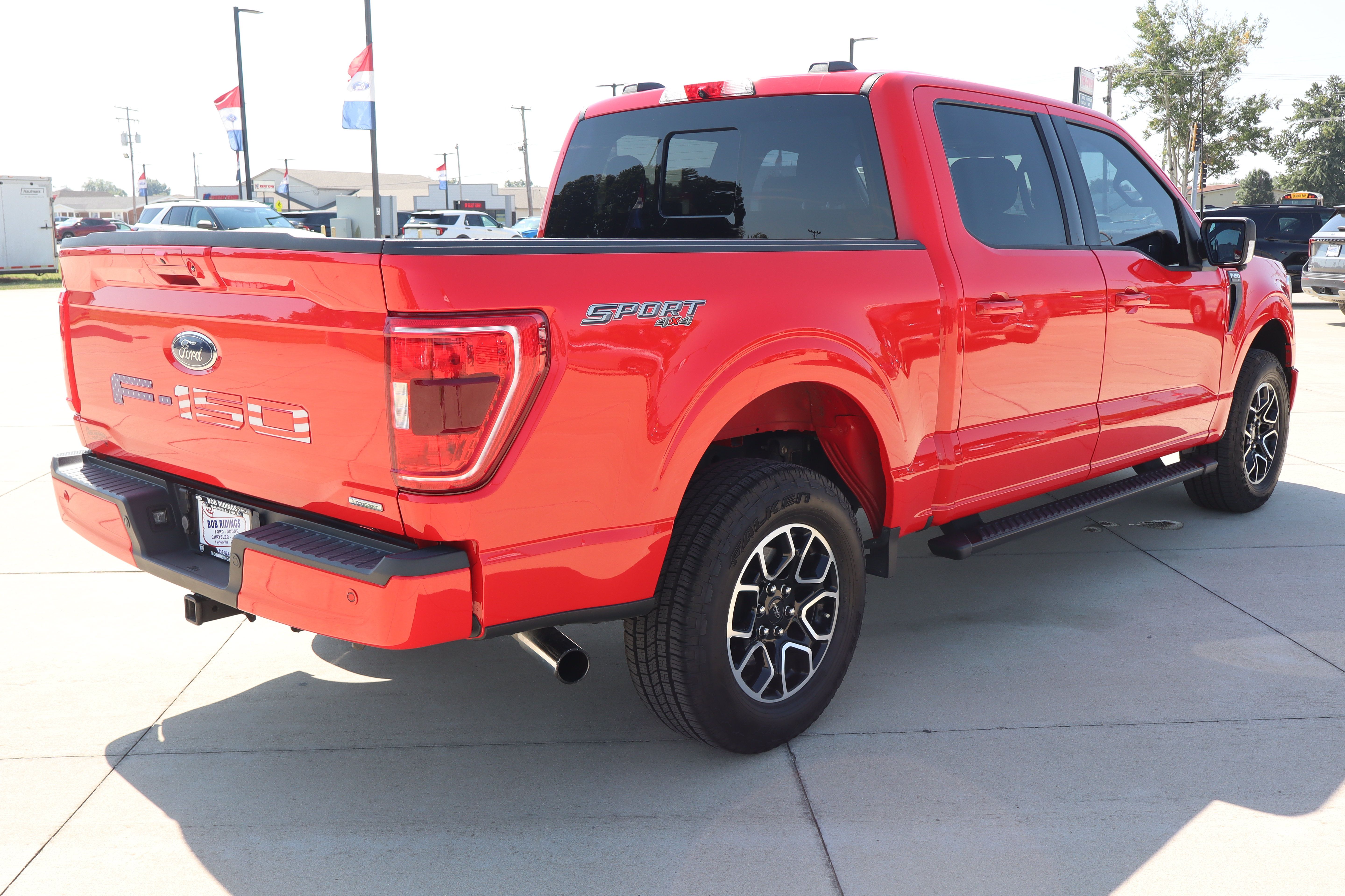 Used 2021 Ford F150 XLT w/ Equipment Group 302A High AWD/4WD image 5
