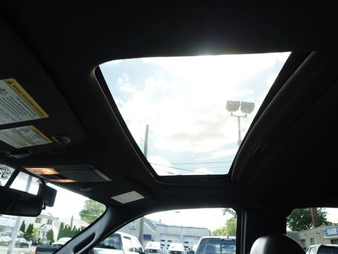 Used 2014 Ford F150 FX4 w/ Equipment Group 402A Luxury AWD/4WD image 44