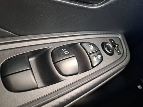 Used 2023 Nissan Versa S w/ S Plus Package FWD image 21