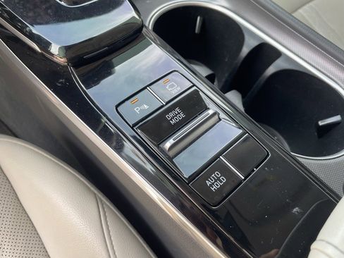 Used 2020 Hyundai Sonata Limited FWD image 26