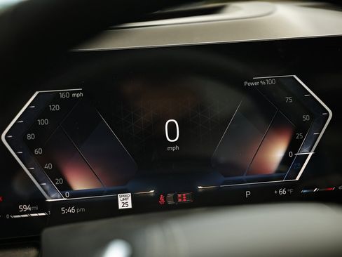 New 2026 BMW X7 xDrive40i w/ Premium Package image 32