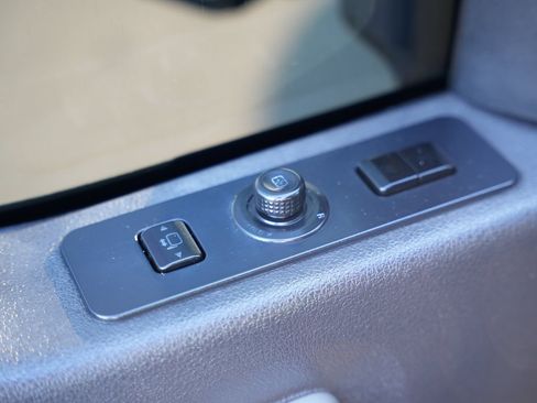 Used 2015 Ford F350 Lariat image 44