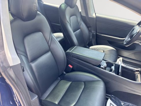 Used 2019 Tesla Model 3 Standard Range Plus RWD image 28