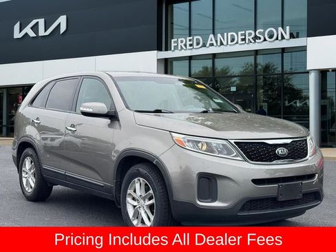 Used 2014 Kia Sorento LX FWD image 1