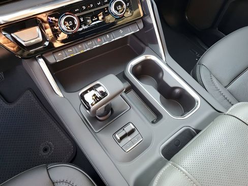 New 2026 GMC Sierra 1500 Denali w/ Denali Reserve Package image 39