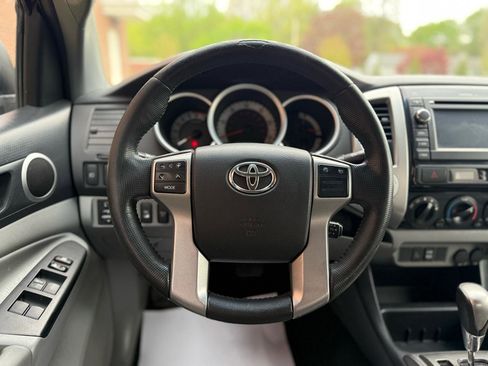 Used 2013 Toyota Tacoma 4x4 Double Cab w/ TRD Off-Road Pkg image 26
