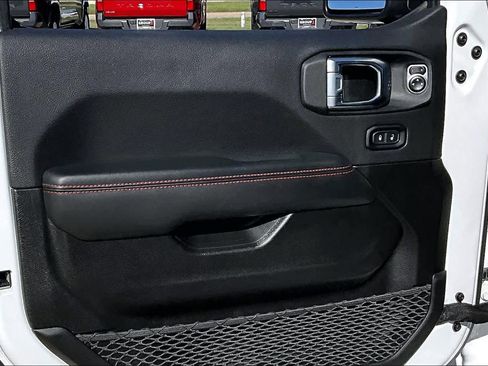 Used 2024 Jeep Gladiator Rubicon image 42