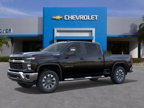 New 2026 Chevrolet Silverado 2500 LT image 2