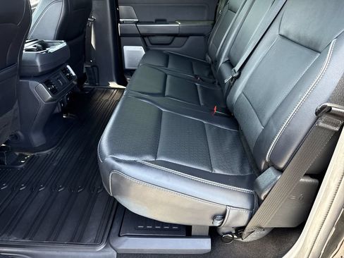 Used 2024 Ford F150 Lariat w/ Equipment Group 502A High AWD/4WD image 19