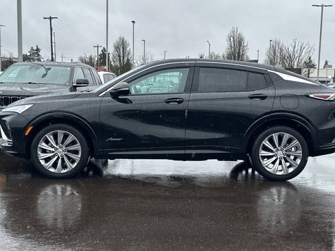 Used 2024 Buick Envista Avenir image 7